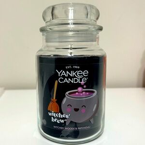 Discontinued Yankee Candle Halloween Witches' Brew in‎ Midnight Black